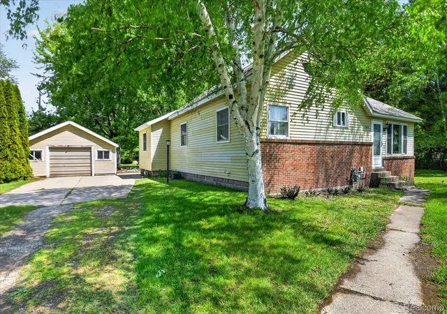 Homes for sale in Fort Gratiot Charter Township St Clair, MI | 3660 Keewahdin Rd, Fort Gratiot Charter Township St Clair, MI 48059 | MLS# 20261036549