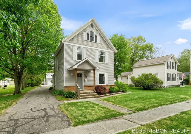 Homes for sale in Wayland City Allegan, MI | 130 W Cherry St, Wayland City Allegan, MI 49348 | MLS# 65026023549