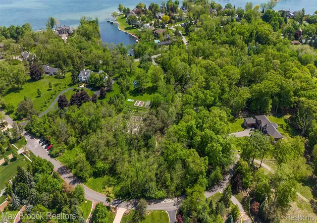 Homes for sale in Orchard Lake Village City Oakland, MI | 4785 Dow Ridge Rd, Orchard Lake Village City Oakland, MI 48324 | MLS# 20261036645