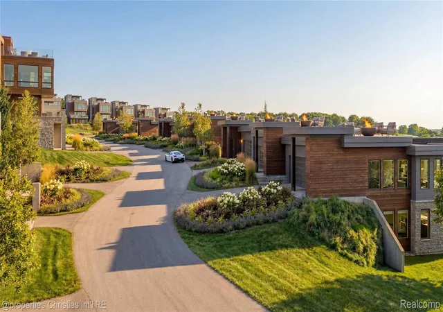 2nd image of 3575 Charlevoix Ave #3, Petoskey, MI 49770 | MLS# 20261036650