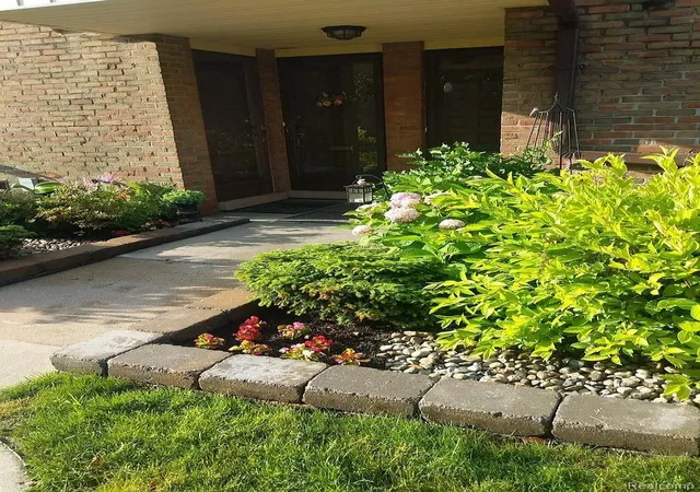 1st image of 18344 University Park Dr, Livonia, MI 48152 | MLS# 20261036651
