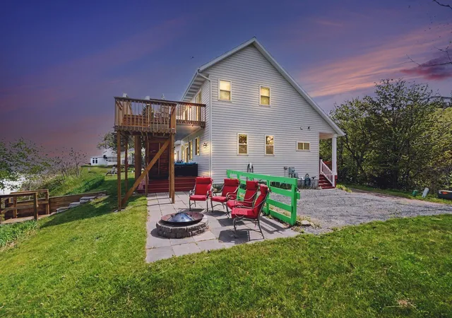 2nd image of 3053 N Lakeshore Dr, Mears, MI 49436 | MLS# 65026023598