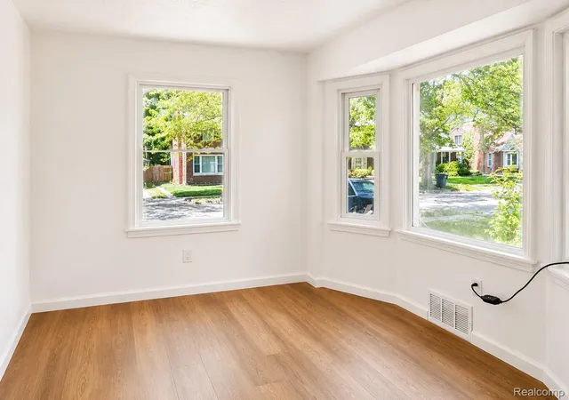 Photo 3 of Single family home for sale at 11552 Nottingham Rd, Detroit, MI 48224 | MLS# 20261036681 | Listing updated on 2026-08-21