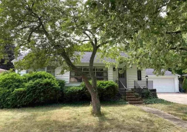 Photo 1 of Single family home for sale at 2241 Marshall Ct, Saginaw, MI 48602 | MLS# 60050208301 | Listing updated on 2026-06-24