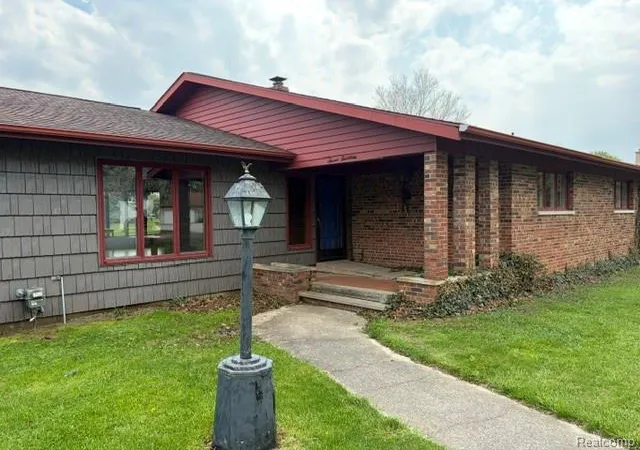 5th image of 714 Garden St, Harbor Beach, MI 48441 | MLS# 20261036735
