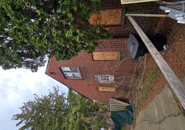 Photo 3 of Single family home for sale at 19182 Hickory St, Detroit, MI 48205 | MLS# 20261036741 | Listing updated on 2026-09-11