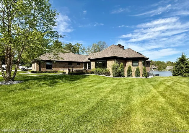 Homes for sale in Tyrone Township Livingston, MI | 7050 Lake Shannon Ct, Tyrone Township Livingston, MI 48430 | MLS# 20261036752