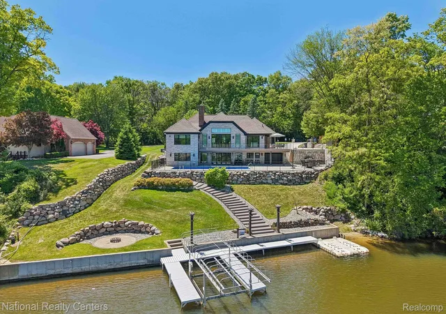 Homes for sale in Tyrone Township Livingston, MI | 7050 Lake Shannon Ct, Tyrone Township Livingston, MI 48430 | MLS# 20261036752
