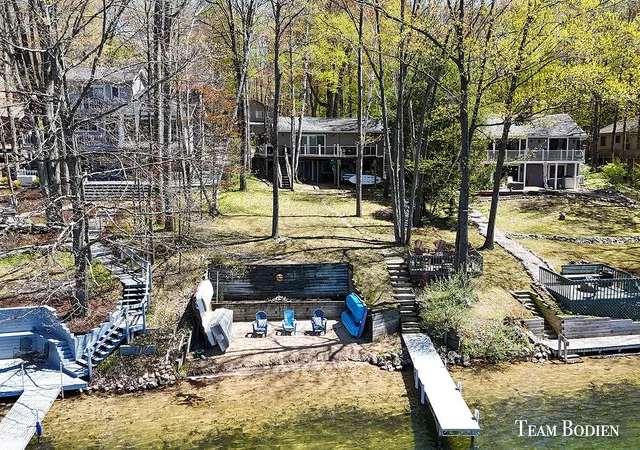 Photo 3 of Single family home for sale at 11320 Alpine Rd, Stanwood, MI 49346 | MLS# 65026023664 | Listing updated on 2026-09-14