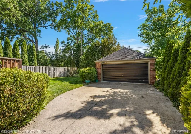 4th image of 1257 Audubon Rd, Grosse Pointe Park, MI 48230 | MLS# 20261036817
