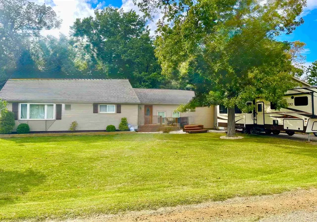 1st image of 6510 S Begole Rd, Perrinton, MI 48871 | MLS# 79080068526