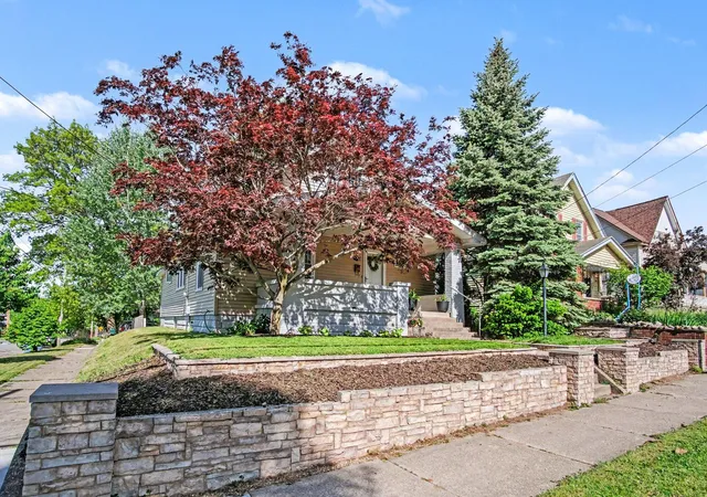 3rd image of 101 Arthur Ave NE, Grand Rapids, MI 49503 | MLS# 65026023712