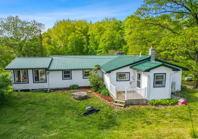 1st image of 1674 W 104th St, Grant, MI 49327 | MLS# 72026023717