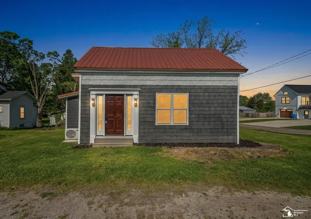Photo 3 of Single family home for sale at 6621 Devils Lake Hwy, Manitou Beach, MI 49253 | MLS# 57050208356 | Listing updated on 2026-06-23