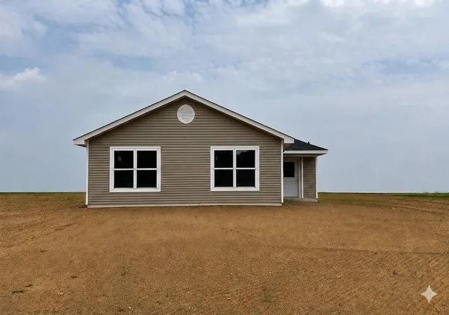 Photo 1 of Single family home for sale at 2946 Bowerman Rd, Kingsley, MI 49649 | MLS# 78080068538 | Listing updated on 2026-10-02