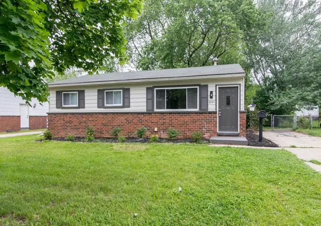 Photo 1 of Single family home for sale at 2341 Brooktree Ct, Ypsilanti, MI 48198 | MLS# 81026023746 | Listing updated on 2026-05-23