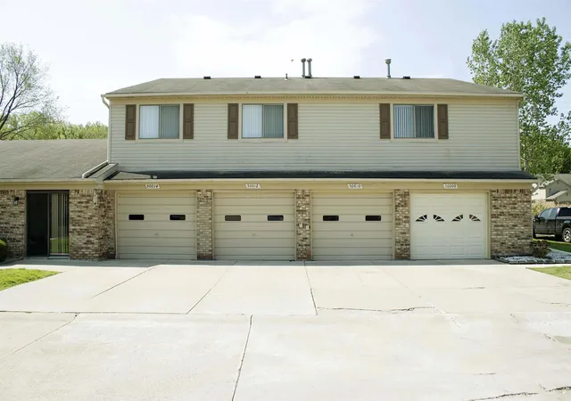 Homes for sale in Chesterfield Township Macomb, MI | 50012 S Angelo Ct, Chesterfield Township Macomb, MI 48047 | MLS# 58050208400
