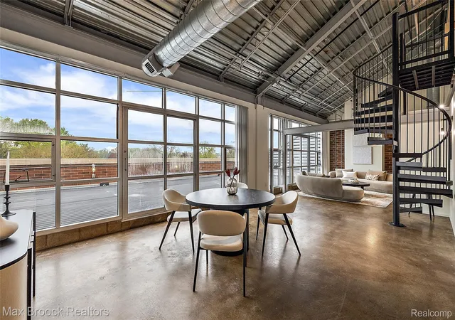 Photo 4 of Condo for sale at 333 E Parent Ave #41, Royal Oak, MI 48067 | MLS# 20261036986 | Listing updated on 2026-07-06