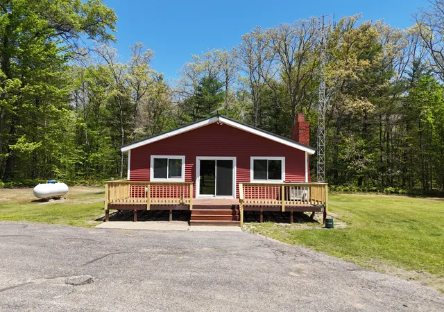 Photo 1 of Single family home for sale at 663 Seaman Rd, Wellston, MI 49689 | MLS# 67026023828 | Listing updated on 2026-09-28