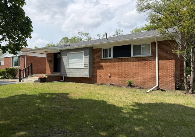 2nd image of 8026 Pembroke Ave, Detroit, MI 48221 | MLS# 81026023861