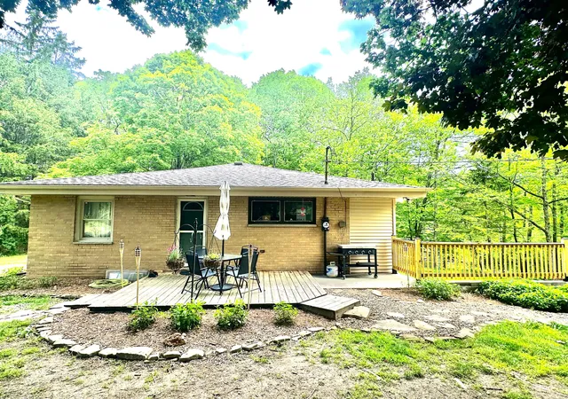 2nd image of 41341 County Road 665, Paw Paw, MI 49079 | MLS# 66026023875
