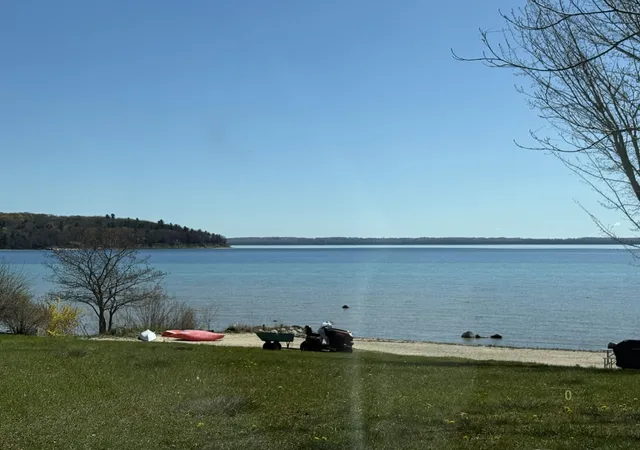 Photo 1 of Single family home for sale at 4133 Old Mission Rd, Traverse City, MI 49686 | MLS# 78080068582 | Listing updated on 2026-10-01