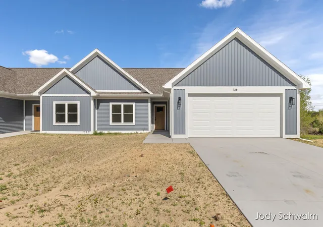 2nd image of 748 Noble Dr, Belding, MI 48809 | MLS# 65026023943