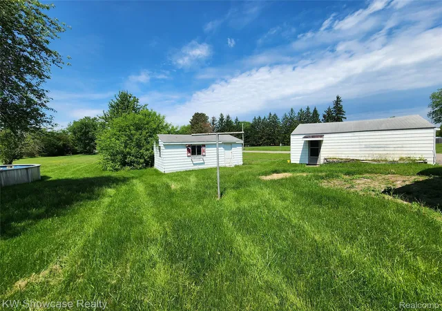 Photo 3 of Single family home for sale at 4356 S Vassar Rd, Burton, MI 48519 | MLS# 20261037153 | Listing updated on 2026-07-17