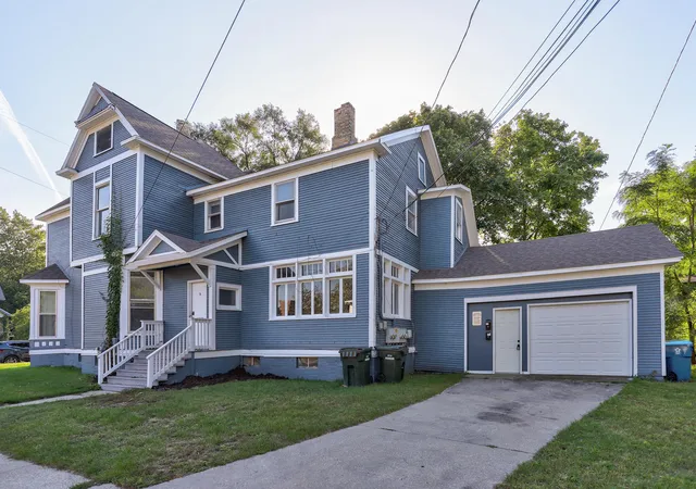 Listing Photo 4 - Condo for sale in building located at 1223rd Ter St, Muskegon, MI 49442