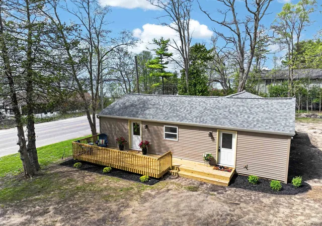 Homes for sale in Williamsburg, MI | 4494 Five Mile Rd, Williamsburg, MI 49690 | MLS# 78080068604