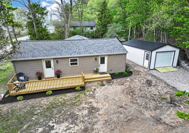 Homes for sale in Williamsburg, MI | 4494 Five Mile Rd, Williamsburg, MI 49690 | MLS# 78080068604
