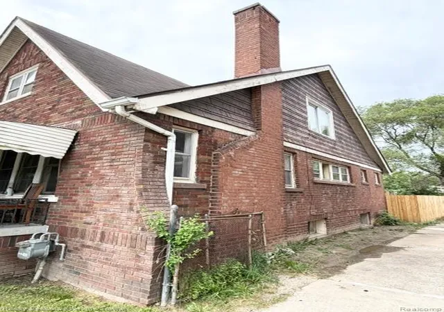 Photo 2 of Single family home for sale at 8259 Kentucky St, Detroit, MI 48204 | MLS# 20261037243 | Listing updated on 2026-07-06