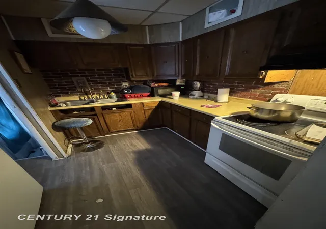 Photo 3 of Single family home for sale at 1815 State St, Saginaw, MI 48602 | MLS# 61050208504 | Listing updated on 2026-07-13