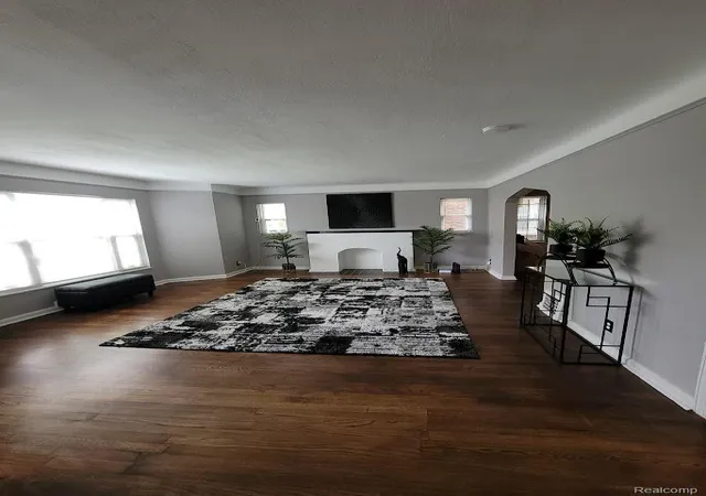 5th image of 18510 Hartwell St, Detroit, MI 48235 | MLS# 20261037246