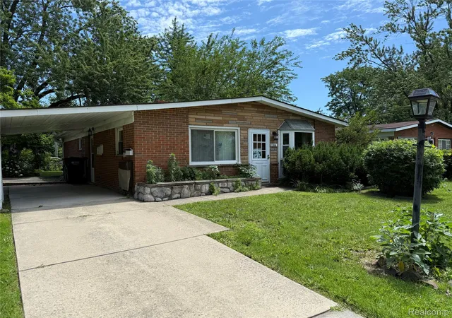 Photo 17 of Single family home for sale at 1765 Dulong Ave, Madison Heights, MI 48071 | MLS# 20261037251 | Listing updated on 2026-09-04