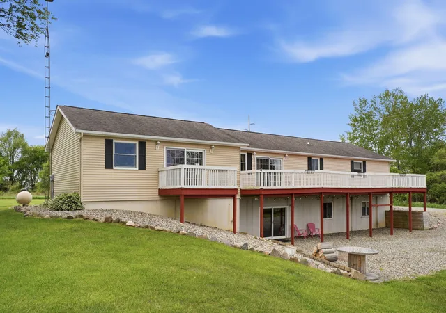 Photo 3 of Single family home for sale at 3571 Case Dr, Union City, MI 49094 | MLS# 66026024065 | Listing updated on 2026-09-11