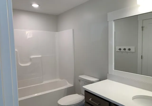 17th image of 3781 Windsor Ridge Dr Ne #49, Rockford, MI 49341 | MLS# 65026024076