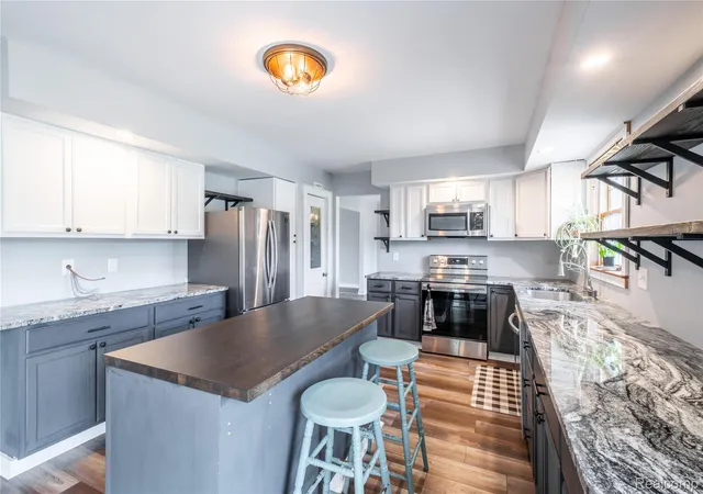 Photo 3 of Single family home for sale at 9359 Lochmoor Dr, Davison, MI 48423 | MLS# 20261037320 | Listing updated on 2026-09-09