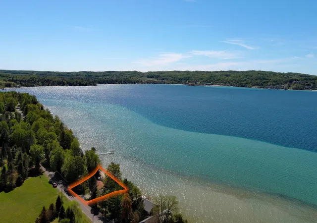 Photo 42 of Single family home for sale at 488 S Stony Point Rd, Suttons Bay, MI 49682 | MLS# 78080068618 | Listing updated on 2026-07-03