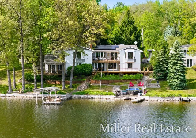 Photo 1 of Single family home for sale at 1589 Pleasant View Dr, Hastings, MI 49058 | MLS# 65026024198 | Listing updated on 2026-09-10