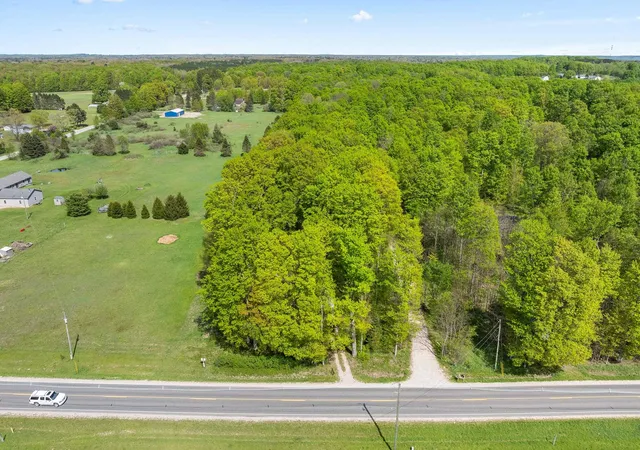 2nd image of 2799 Lake Ann Rd, Interlochen, MI 49643 | MLS# 78080068642