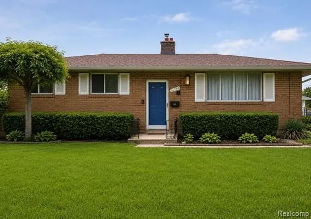Photo 1 of Single family home for sale at 36250 Woodingham St, Clinton Township, MI 48035 | MLS# 20261037420 | Listing updated on 2026-09-13