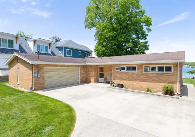 4th image of 20518 Diamond Shores Dr, Cassopolis, MI 49031 | MLS# 69026024231