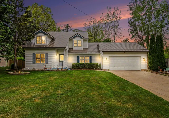 Photo 1 of Single family home for sale at 12177 Reyburn Dr Ne, Sparta, MI 49345 | MLS# 72026024236 | Listing updated on 2026-08-28