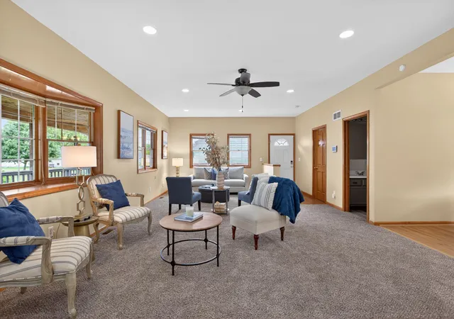 Photo 3 of Single family home for sale at 7121 Glendale Pl, Jackson, MI 49201 | MLS# 55026024309 | Listing updated on 2026-06-24