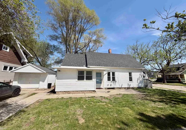 Photo 1 of Single family home for sale at 1217 Rawlins St, Port Huron, MI 48060 | MLS# 5050208674 | Listing updated on 2026-09-02
