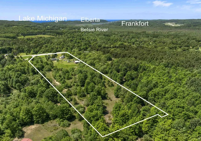 2nd image of 2389 Paul Rose Rd, Frankfort, MI 49635 | MLS# 78080068687