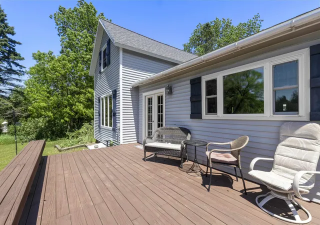 4th image of 2389 Paul Rose Rd, Frankfort, MI 49635 | MLS# 78080068687