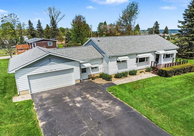 20th image of 1921 N Huron Rd, Tawas City, MI 48763 | MLS# 77080068697