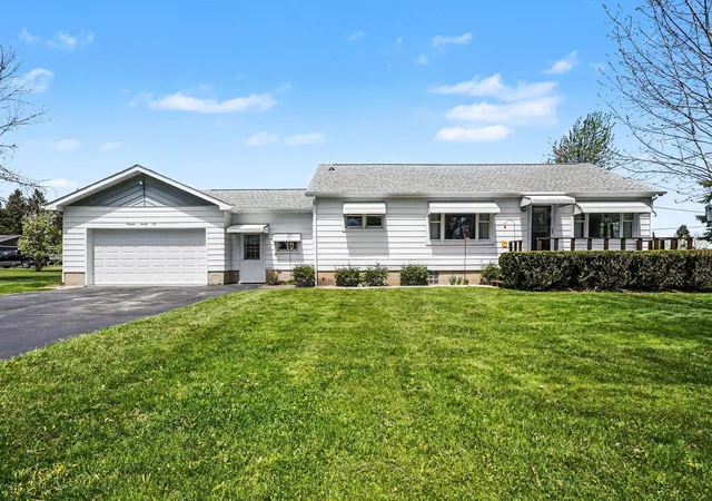 4th image of 1921 N Huron Rd, Tawas City, MI 48763 | MLS# 77080068697